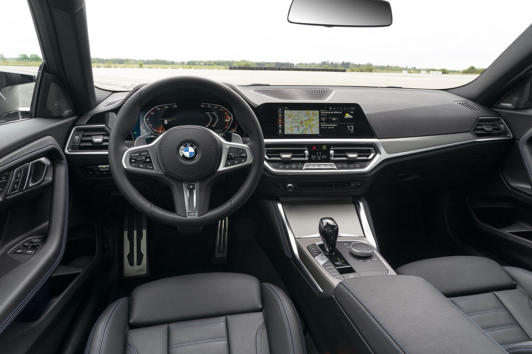 P90428481_highRes_the-all-new-bmw-m240.jpg